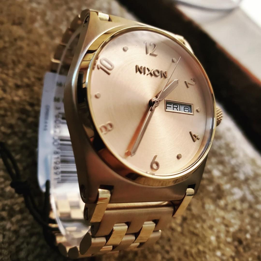 Nixon the jane watch clearance