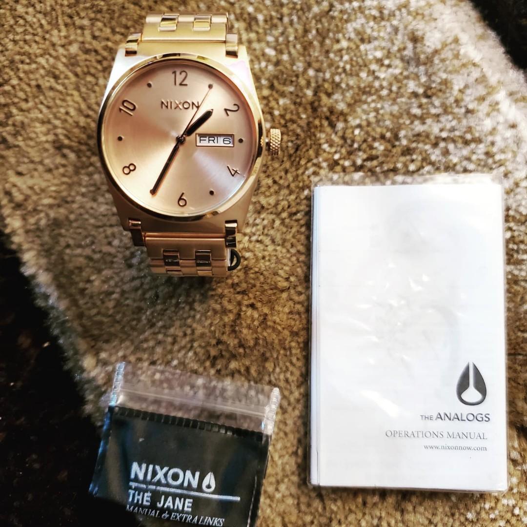 Nixon clearance jane watch