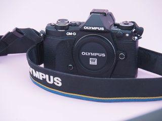 Olympus OM-D E-M5 Mark II Camera Body Only - Black