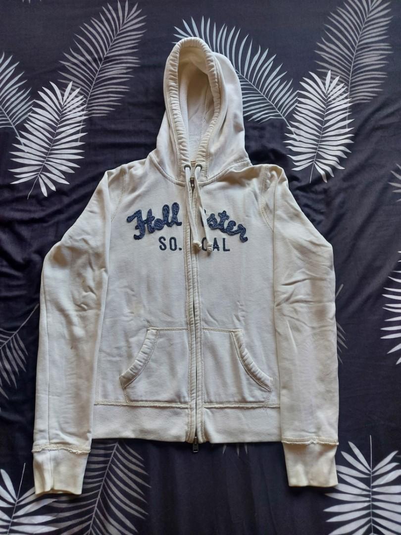 Original Hollister Logo Graphic Double Zip-Up Hoodie, Women's Fashion,  Coats, Jackets and Outerwear on Carousell