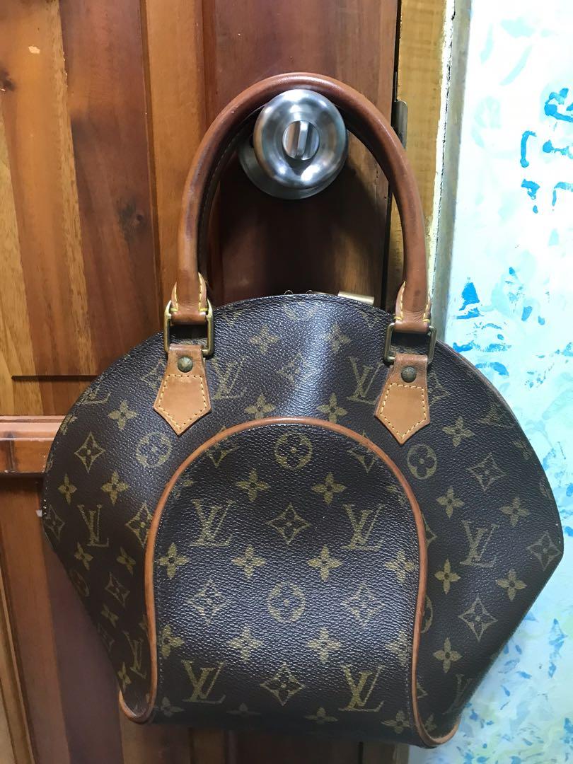Original Louis Vuitton Monogram Ellipse PM, Luxury, Bags & Wallets on  Carousell