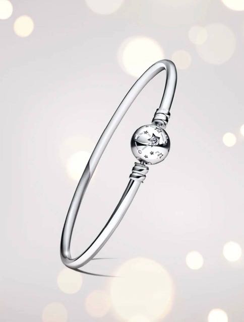 Pandora moments chain clasp best sale one in a million bangle