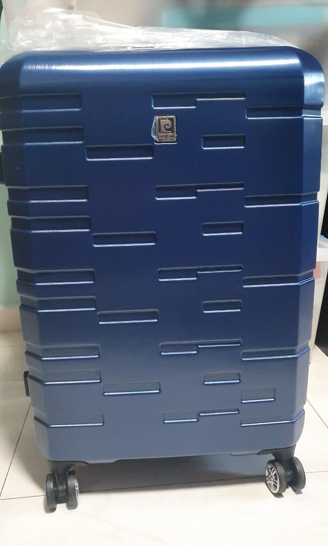 Pierre cardin luggage shop 24 inch