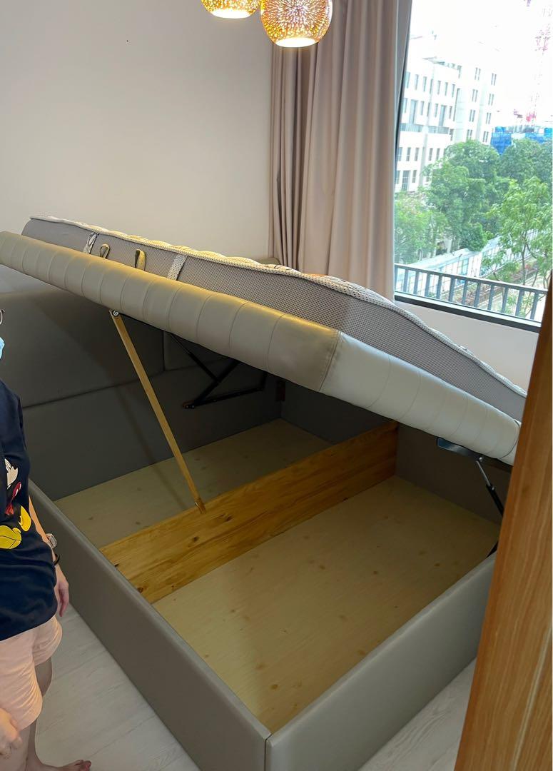 SeaHorse Storage Bed frame King Size, Furniture & Home Living