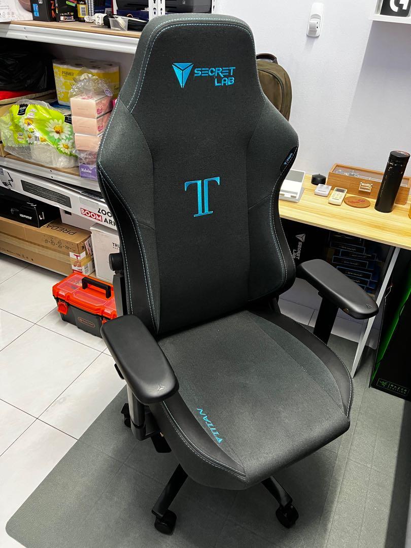 Titan 2020 store gaming chair