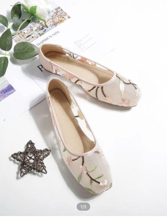 SHEIN FLORAL BALLET SHOES Women s Fashion Footwear Flats on