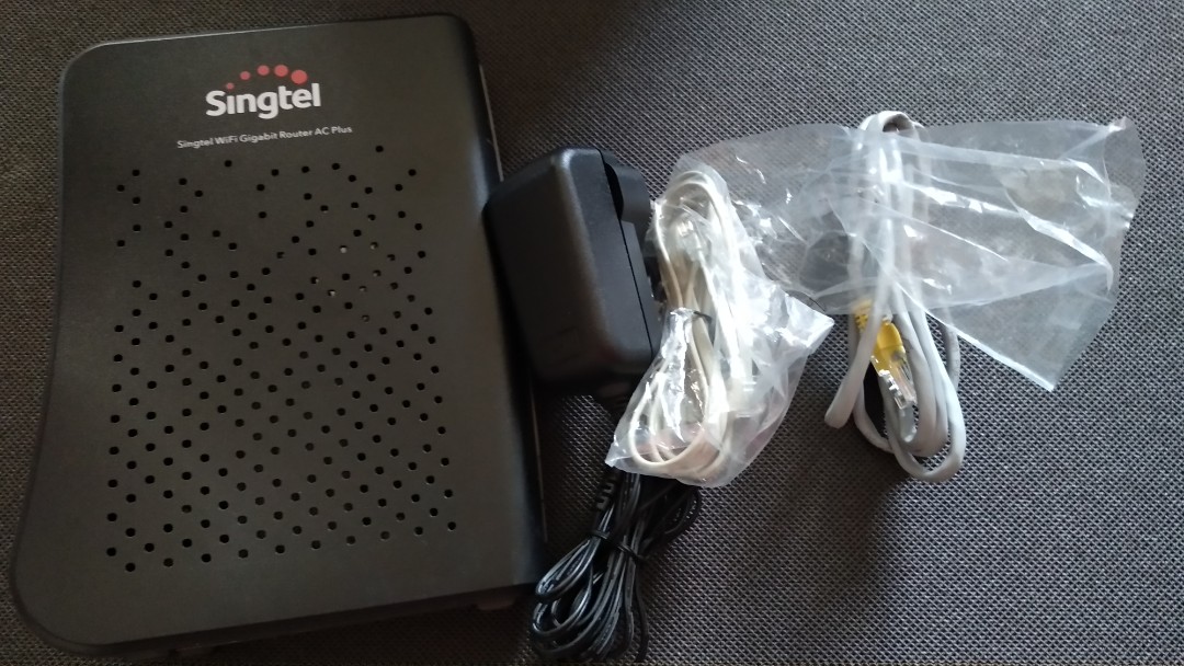 Singtel wireless router, Computers & Tech, Parts & Accessories ...