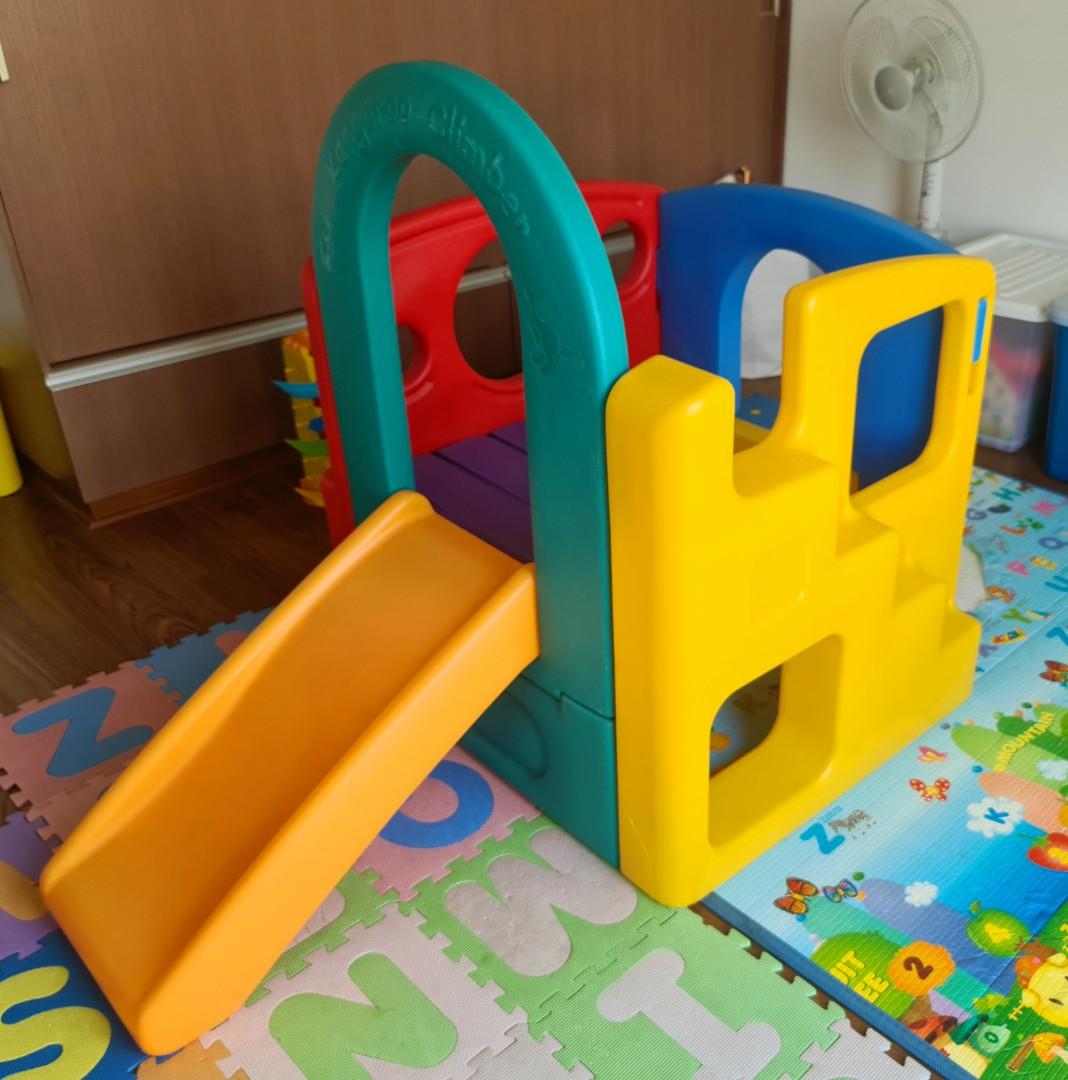 Step 2 Kangaroo Climber Activity Gym Slide, Climb, Crawl, Step, Hide