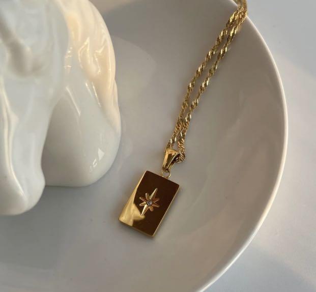 Free gold jewelry store