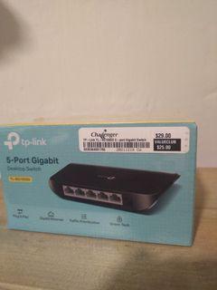 tp-link 5 port Gigabite destop switch (TL-SG1005D)