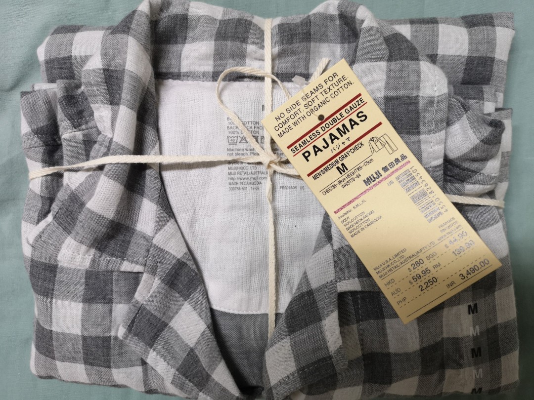 Uniqlo pajamas, Men's Fashion, Tops & Sets, Sleep and Loungewear on Carousell