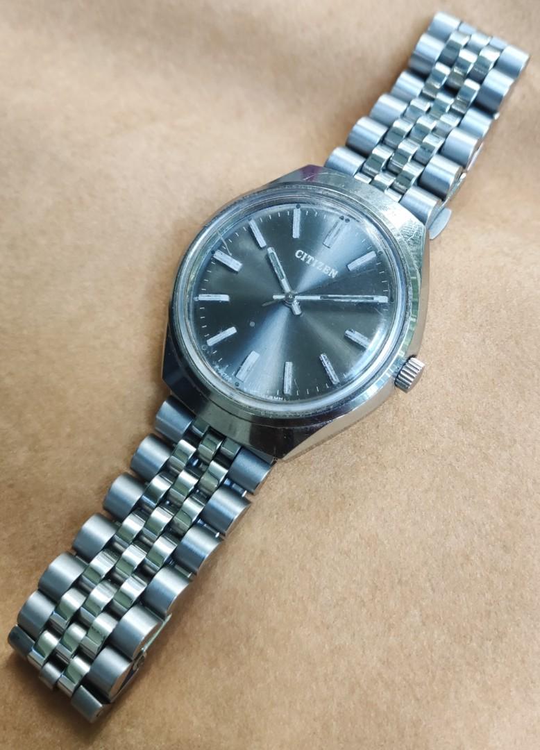 Citizen manual wind clearance watch