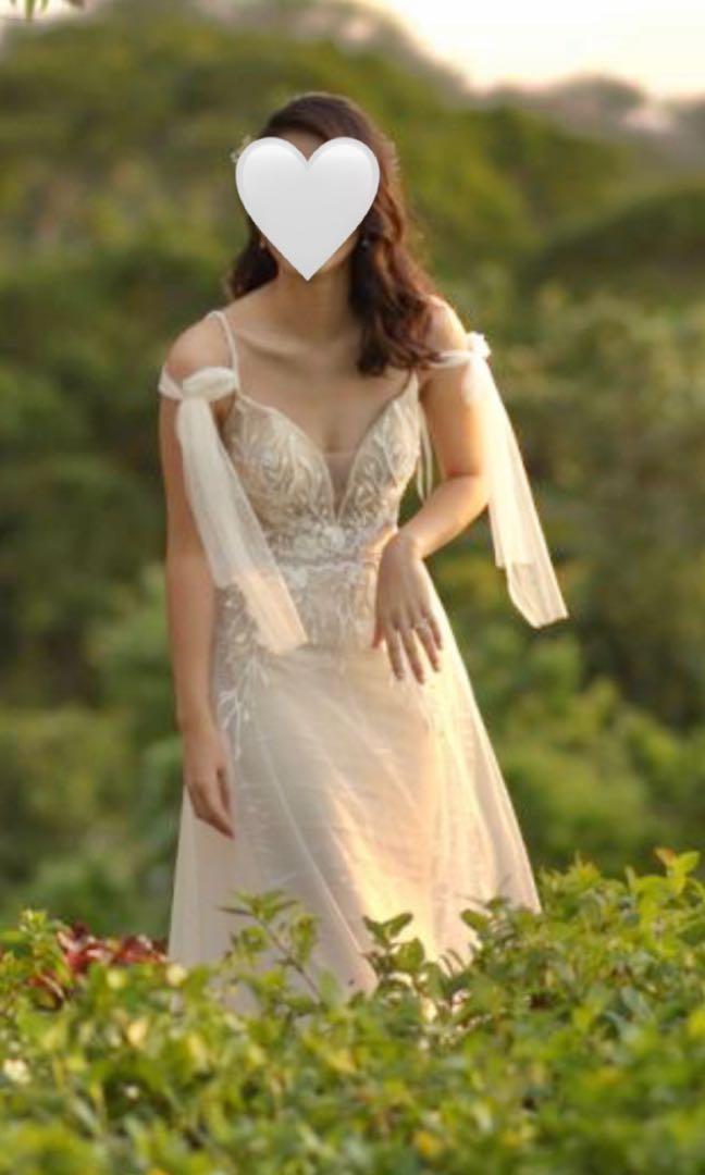 Preloved Wedding Gown for Sale, Women's Fashion, Dresses & Sets