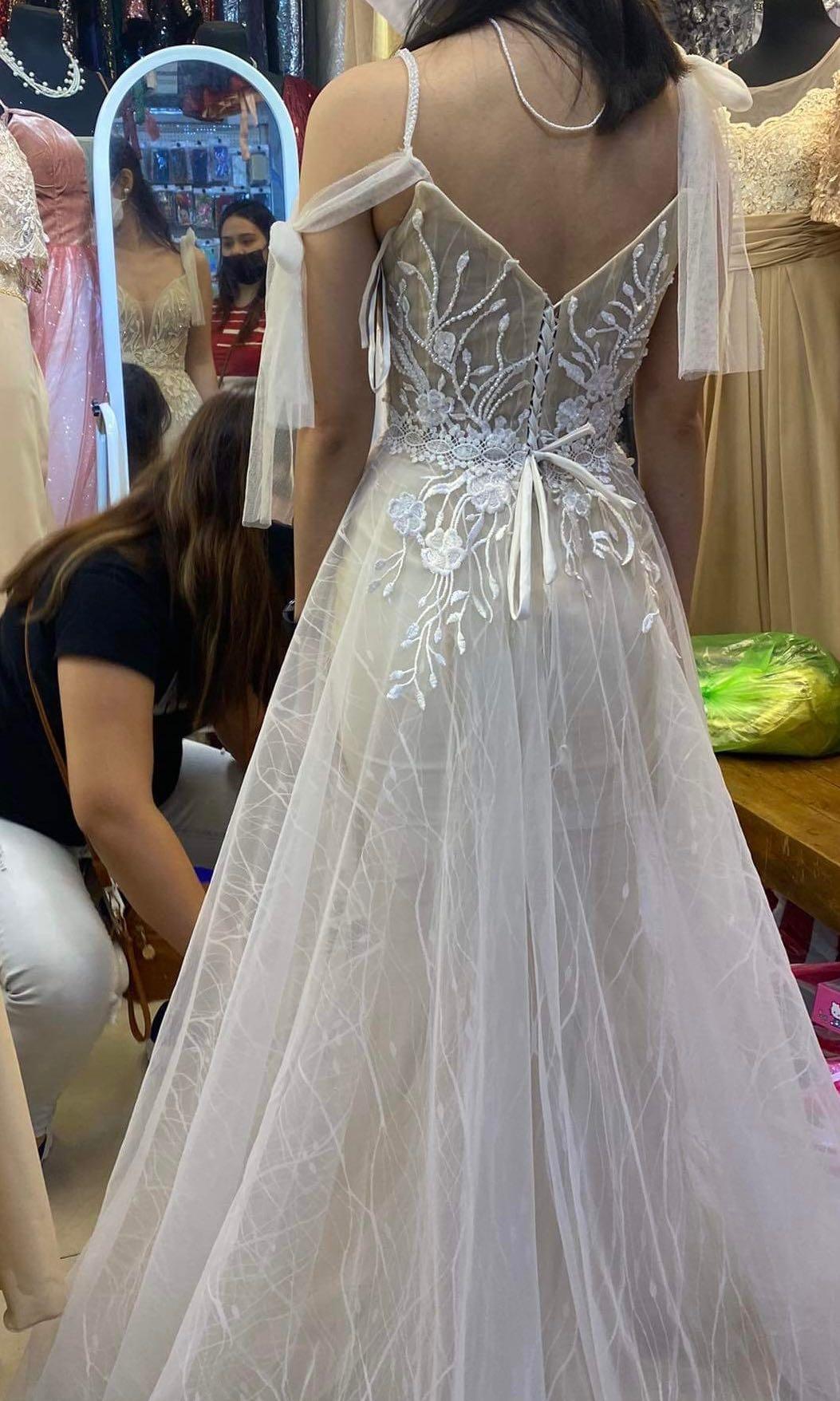 Preloved Wedding Gown for Sale, Women's Fashion, Dresses & Sets