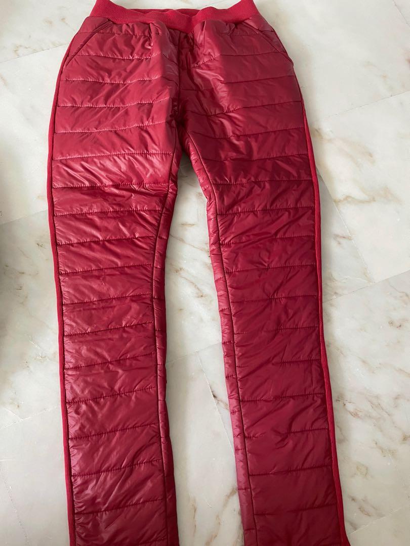 Winter Jacket (Category: Babies & Kids Fashion) located in Singapore. Submitted by mickeymouss (Listing ID 1136294259, Image 4). Description: Uniqlo winter jacket size 150, wore few times. Giving away free winter pants from Korea..