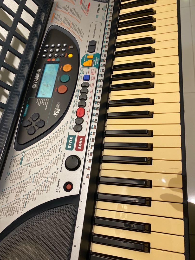 Yamaha keyboard PSR-240, Hobbies & Toys, Music & Media, Musical ...