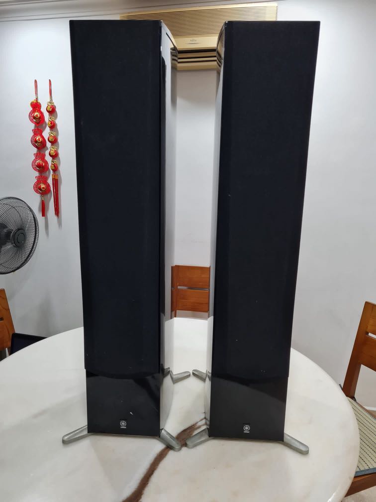 YAMAHA NS555 Floorstanding Speakers, Audio, Soundbars, Speakers & Amplifiers on Carousell