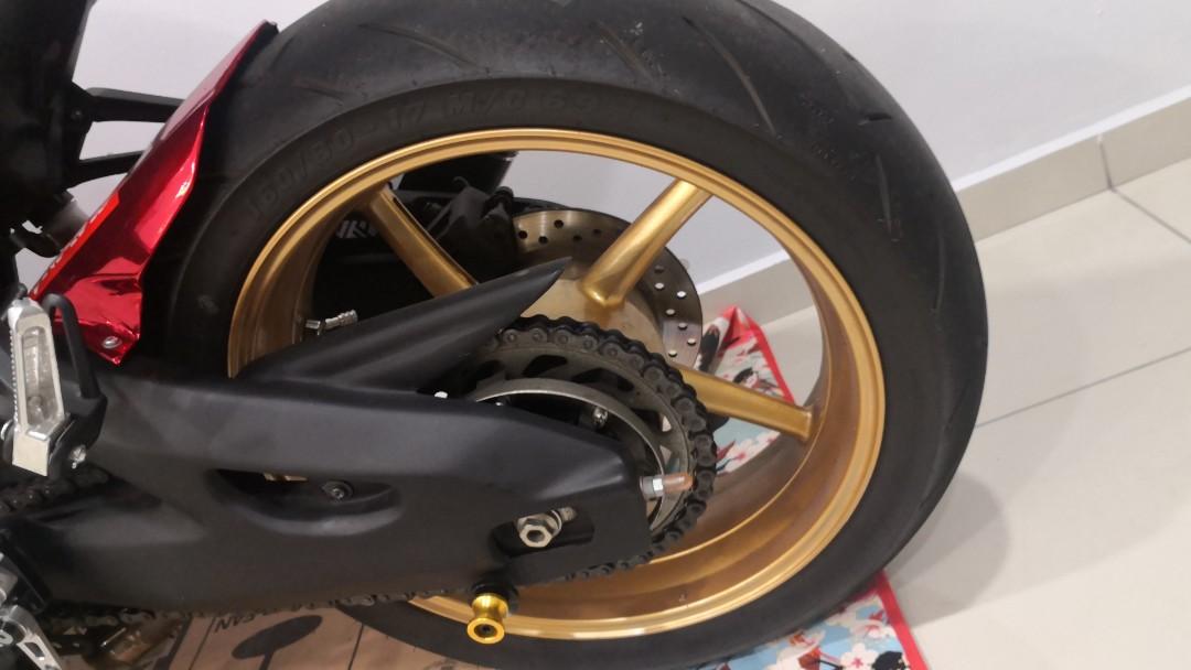 Yamaha R25 RCB sportrim, Motorbikes on Carousell