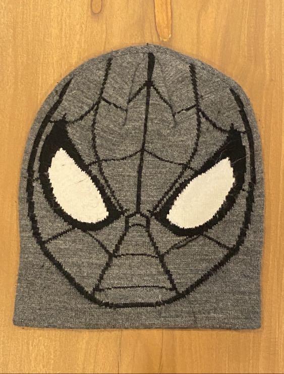 Zara Spider-Man Beanie, Women's Fashion 