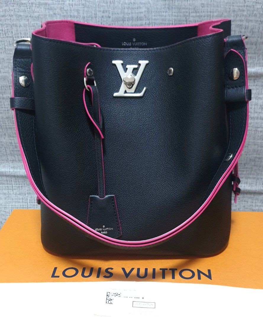 Authenticated Used Louis Vuitton LOUIS VUITTON Rock Me Bucket Noir Grain  Calf Leather M54677 Black / Pink Crossbody Bag Shoulder LV Turn Lock