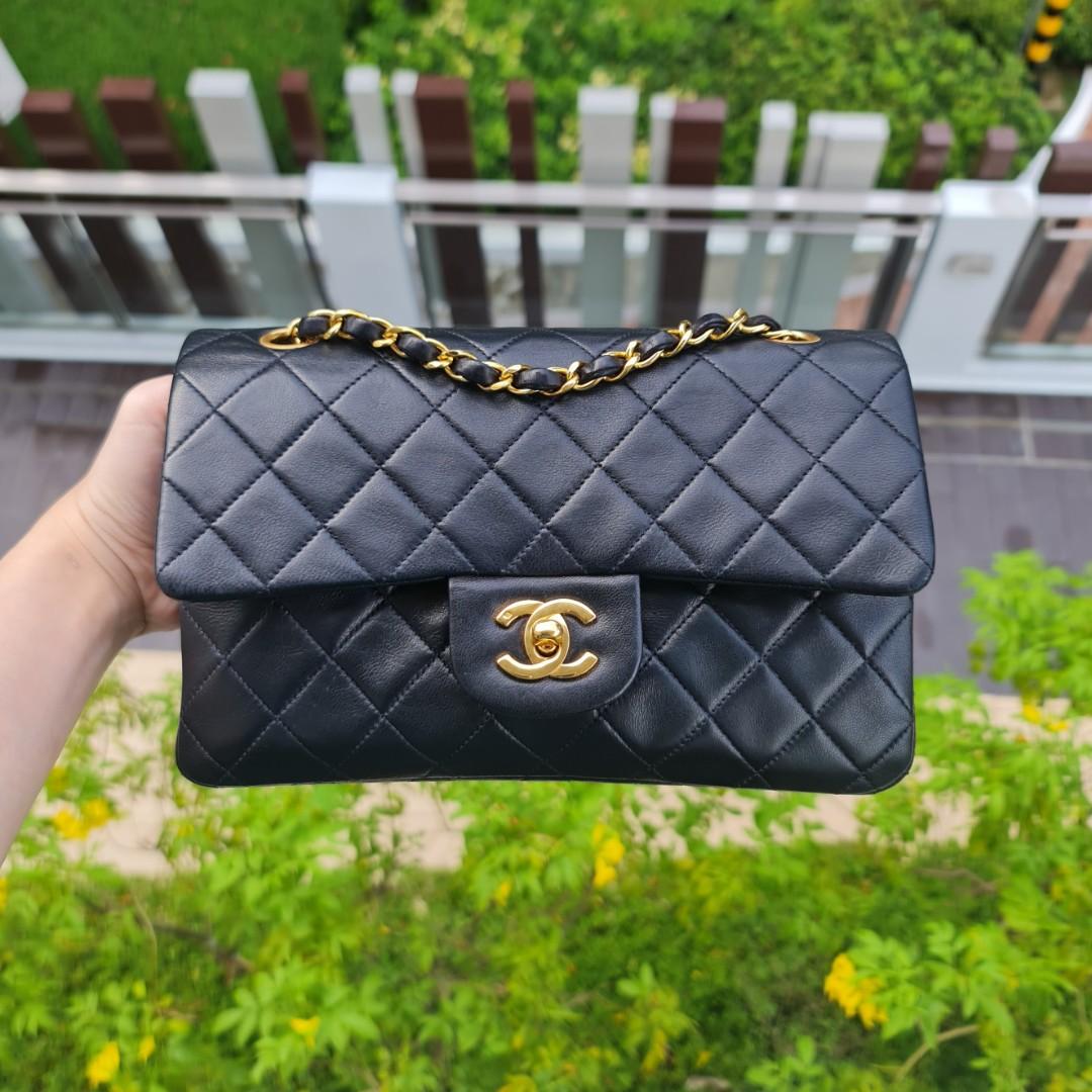 🖤 [SOLD] VINTAGE CHANEL SMALL CLASSIC FLAP BAG CF LAMBSKIN BLACK 24K GHW  GOLD HARDWARE 23CM 23 CM, Luxury, Bags & Wallets on Carousell