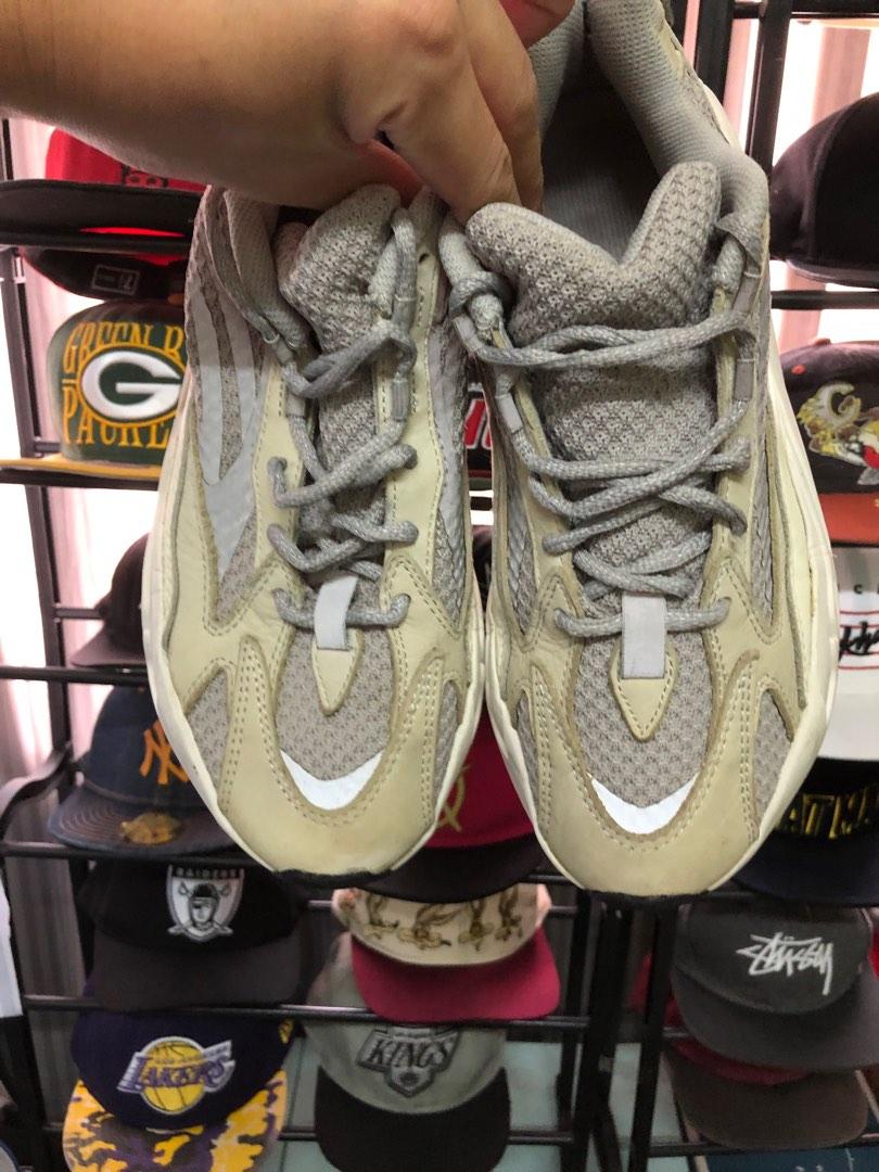 Yeezy store 700 g