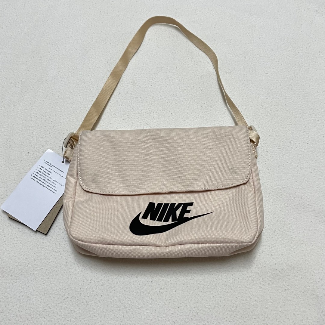 baguette bag nike