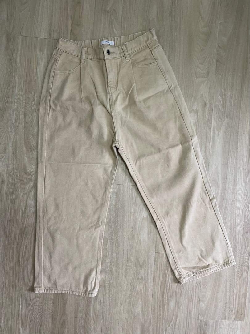 beige jeans, Women's Fashion, Bottoms, Jeans & Leggings on Carousell
