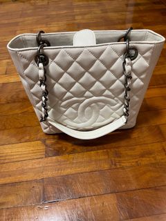 (Category: ) located in . Submitted by cascadian (Listing ID 1188133638, Image 1). Description: .