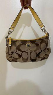 coach monogram baguette / sling  bag