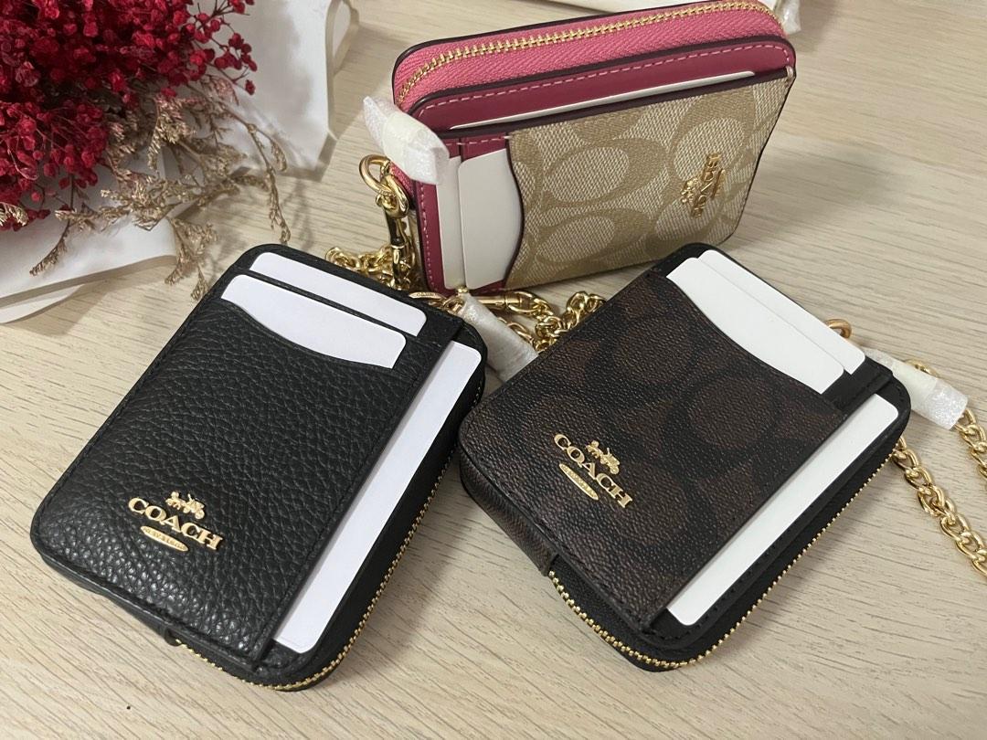 Coach Zip Card Case In Signature Canvas, Women's Fashion, Bags