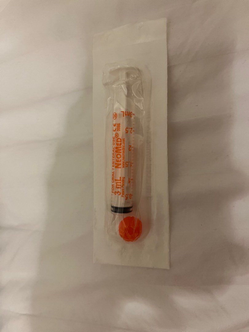 Colostrum syringe, Babies & Kids, Nursing & Feeding, Breastfeeding