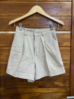 (Kategori: ) berada di . Dikirim oleh basic.preloveds (ID iklan 1188166721, Gambar 1). Deskripsi: .