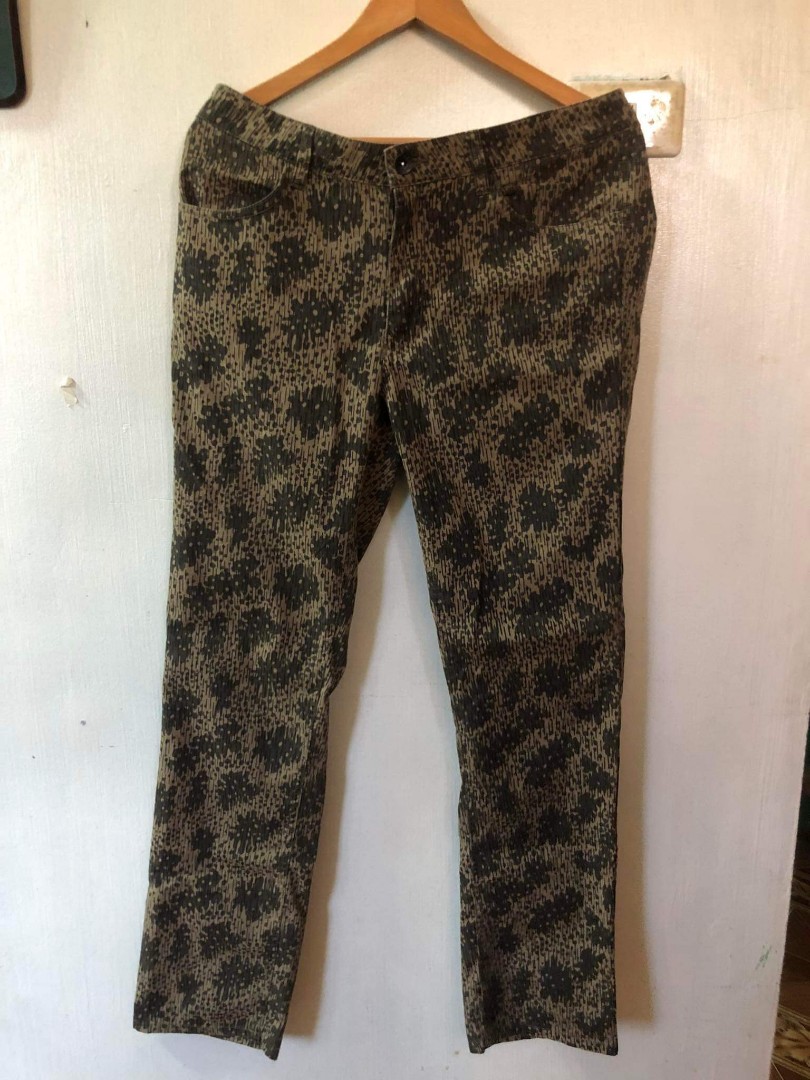 Crooks&Castles Pants, Men's Fashion, Bottoms, Chinos on Carousell