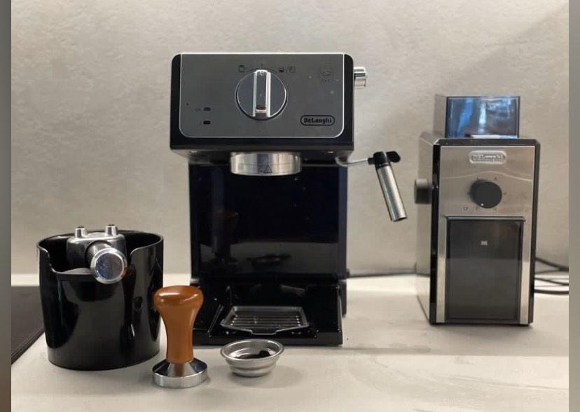 Delonghi Coffee Grinder and Machine Set, TV & Home Appliances, Kitchen