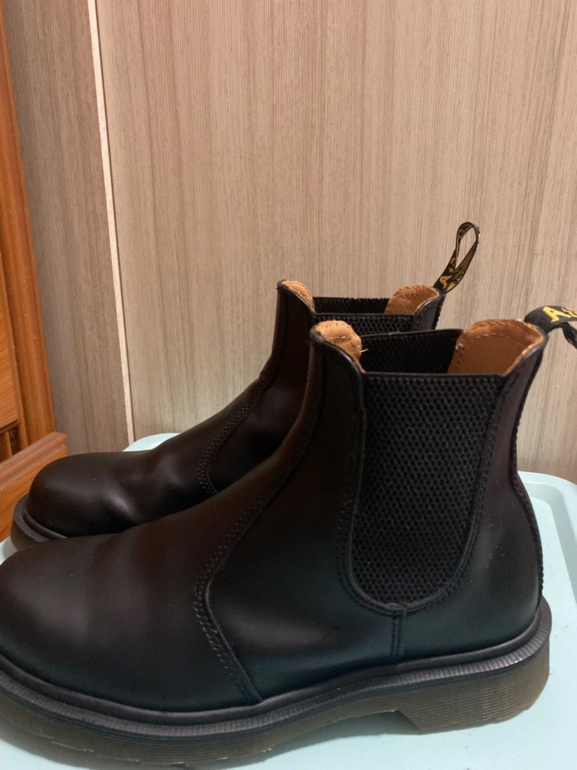 Dr Martens 2976 unisex Chelsea Boots (BLACK), Women's Fashion, Footwear,  Boots on Carousell