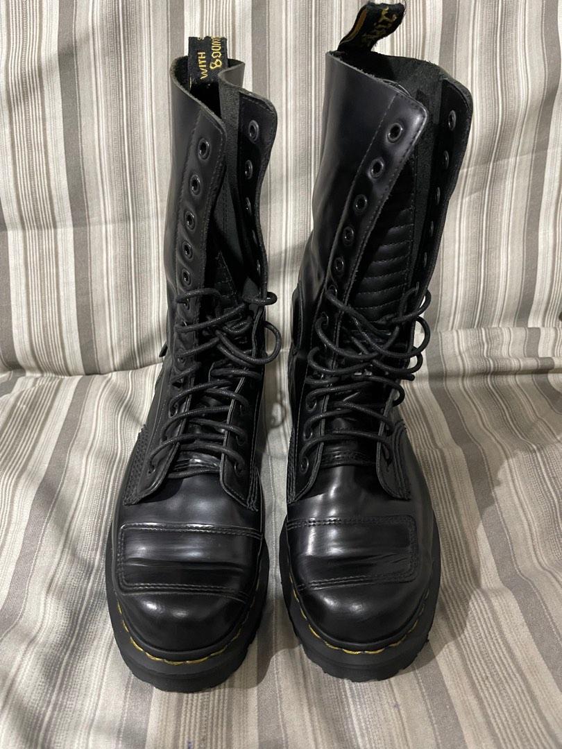 Dr martens 12 shop eye boots