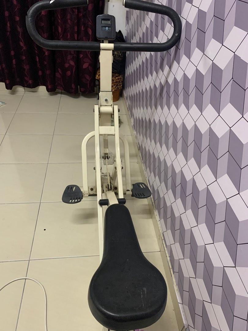 Exercise (Category: Cardio & Fitness Machines) located in Bangi. Submitted by minisize___ (Listing ID 1188124929, Image 3). Description: Free Deluarea kajang dan bangi.