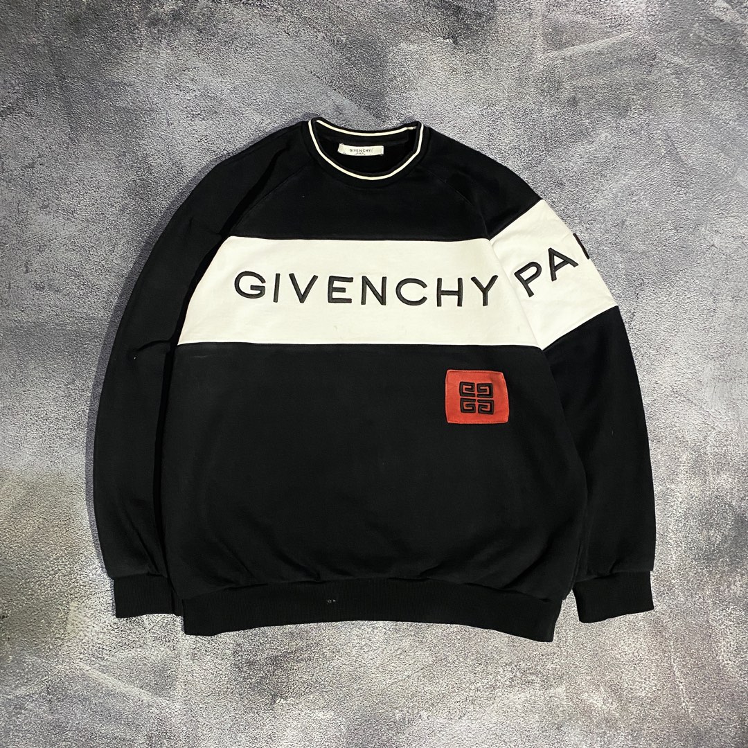 Givenchy top paris crewneck