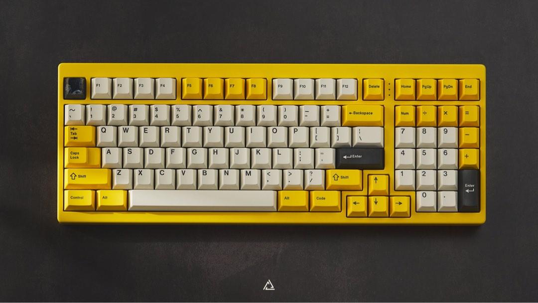 GMK Serika r2 and extras, Computers & Tech, Parts & Accessories 