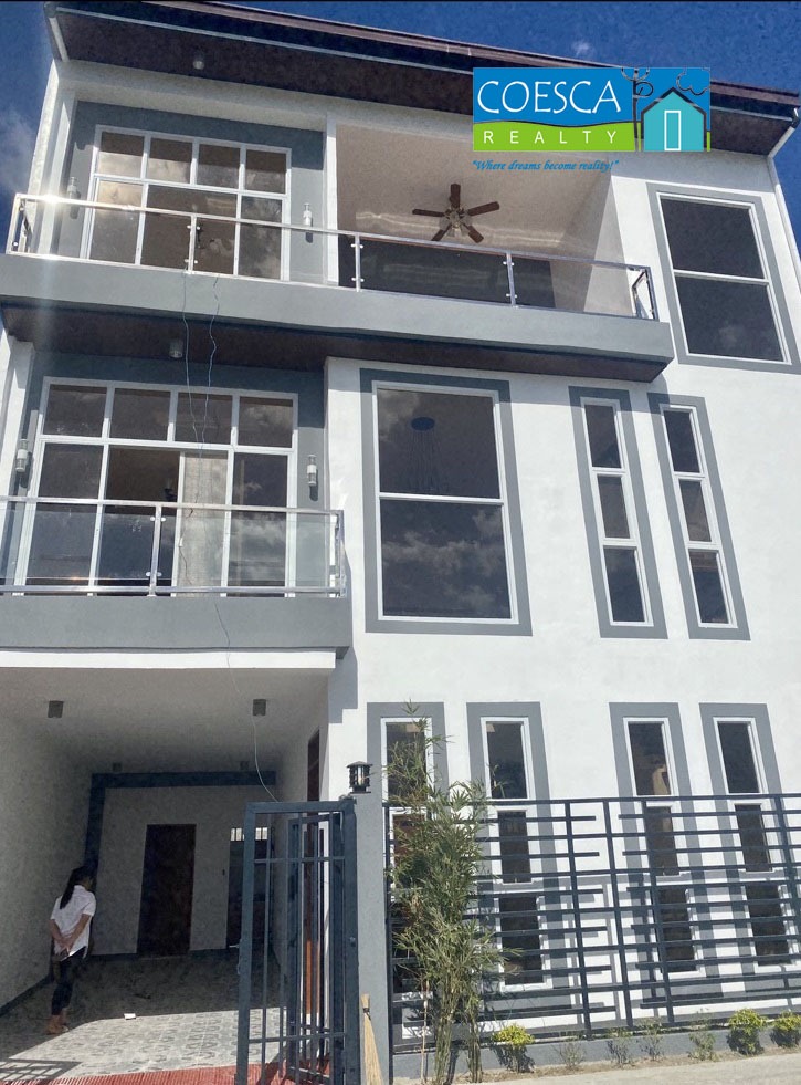 House and Lot for Sale at Greenwoods Executive Village, Pasig