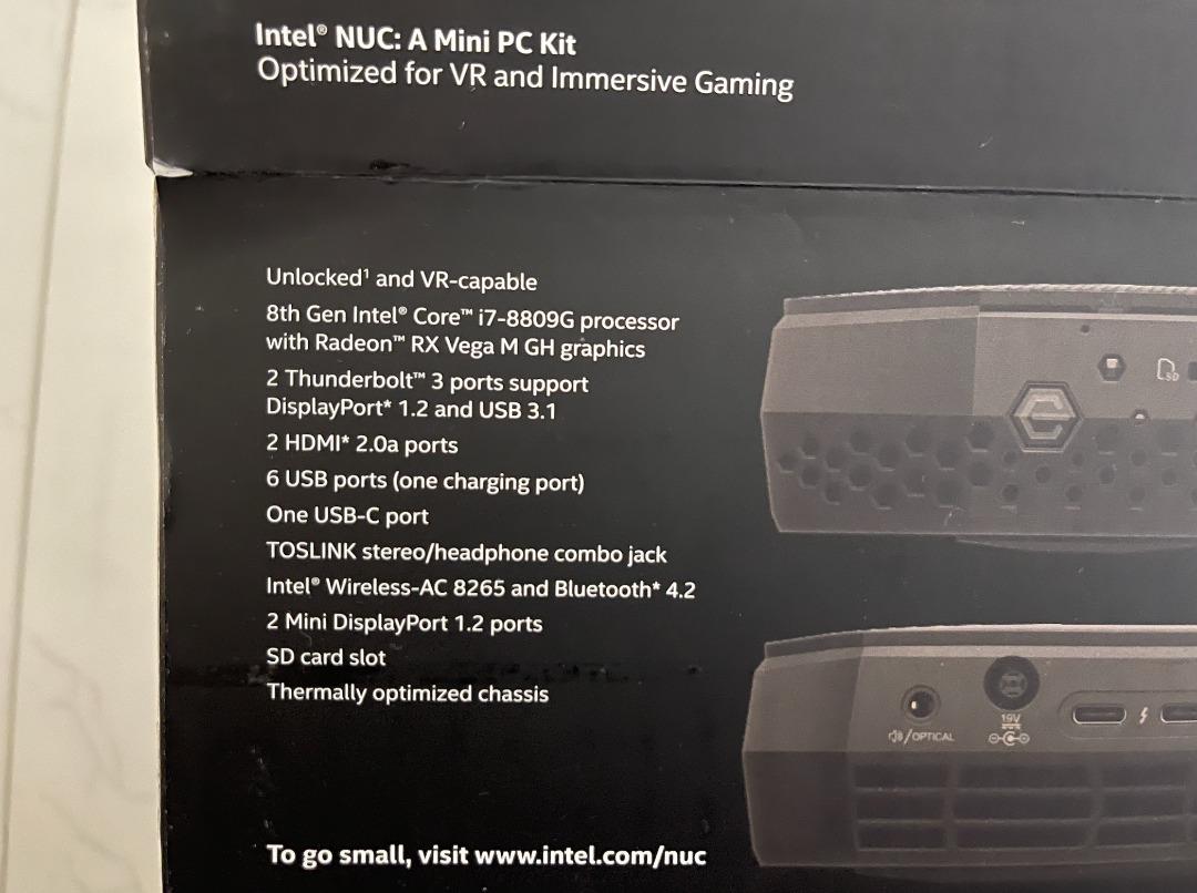 Intel Gaming NUC Kit NUC8i7HVK with Core i7 CPU 4GB Radeon GPU