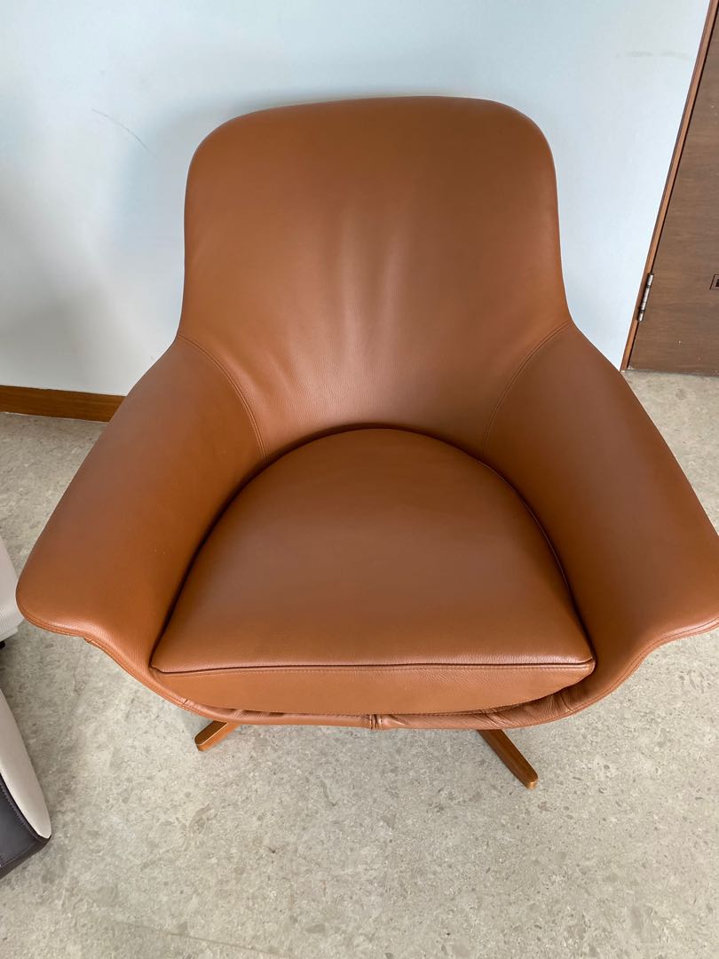 King living swivel chair deals