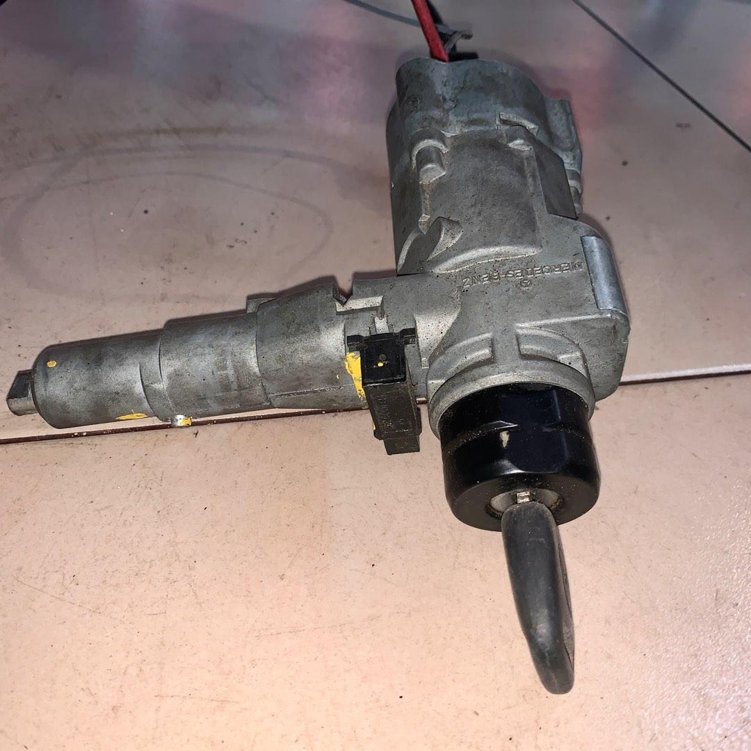 W202 ignition outlet switch