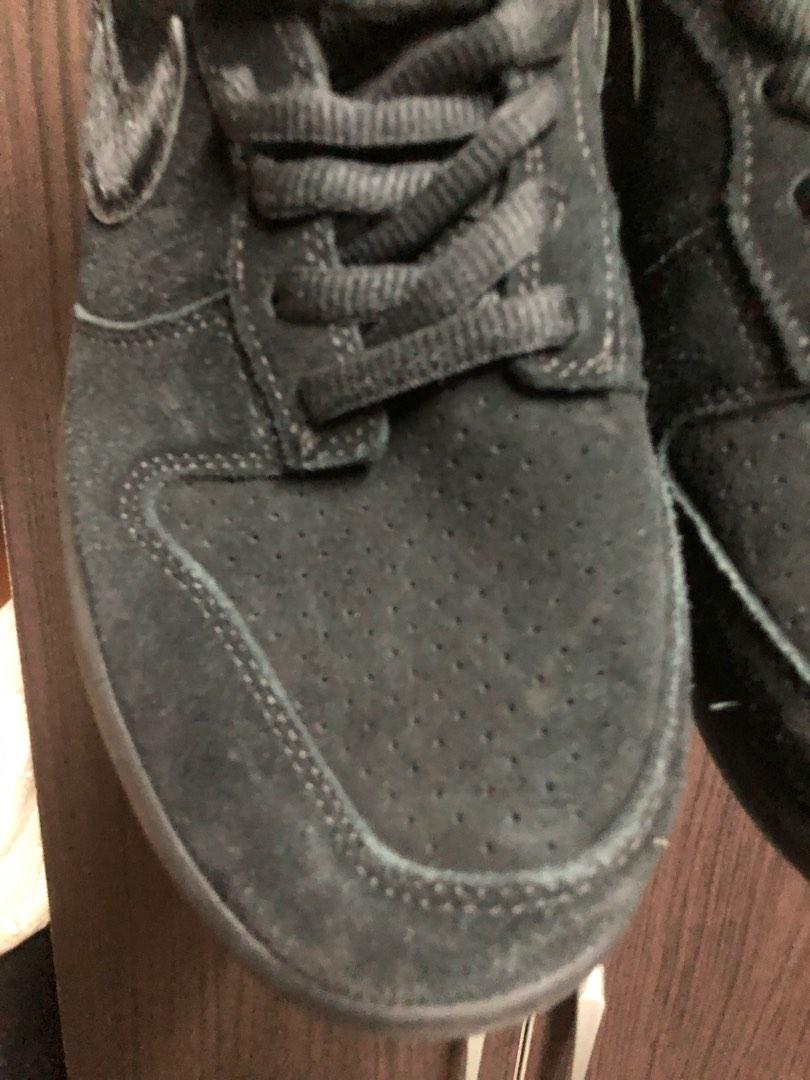 undefeated 5 on it black dunk