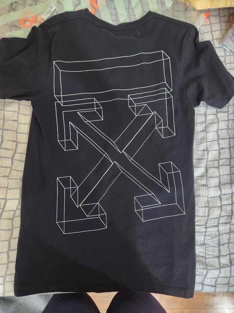 Off white diagonal 3D Lines Tee small Men s Fashion Tops Sets