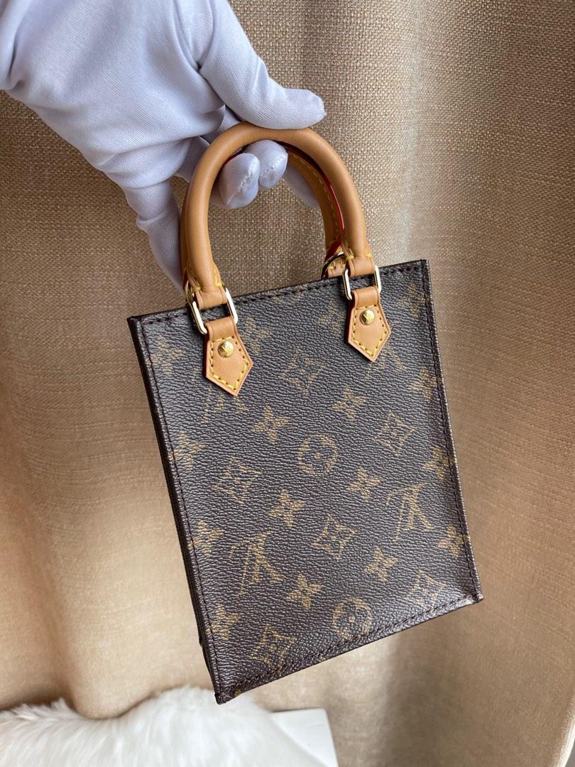 Shop Louis Vuitton Sac Plat Messenger (M81295) by lifeisfun