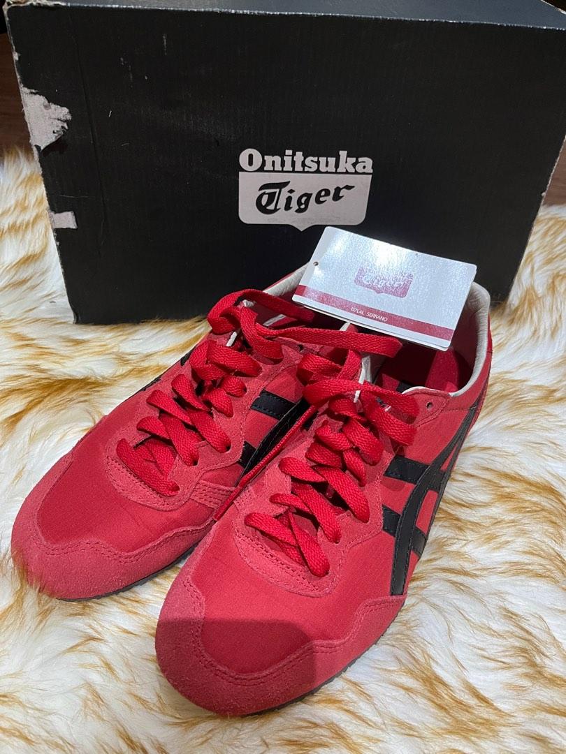 Onitsuka Tiger (Category: Activewear) located in Singapore. Submitted by chanel_shoppe (Listing ID 1188079152, Image 1). Description: Rarely used With box .