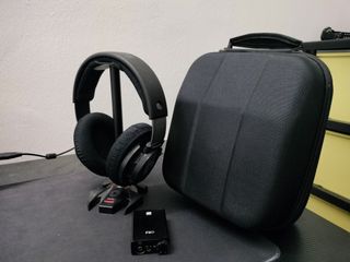 Philips shp 9500 fiio e10k tc dac amp headphone case and stand