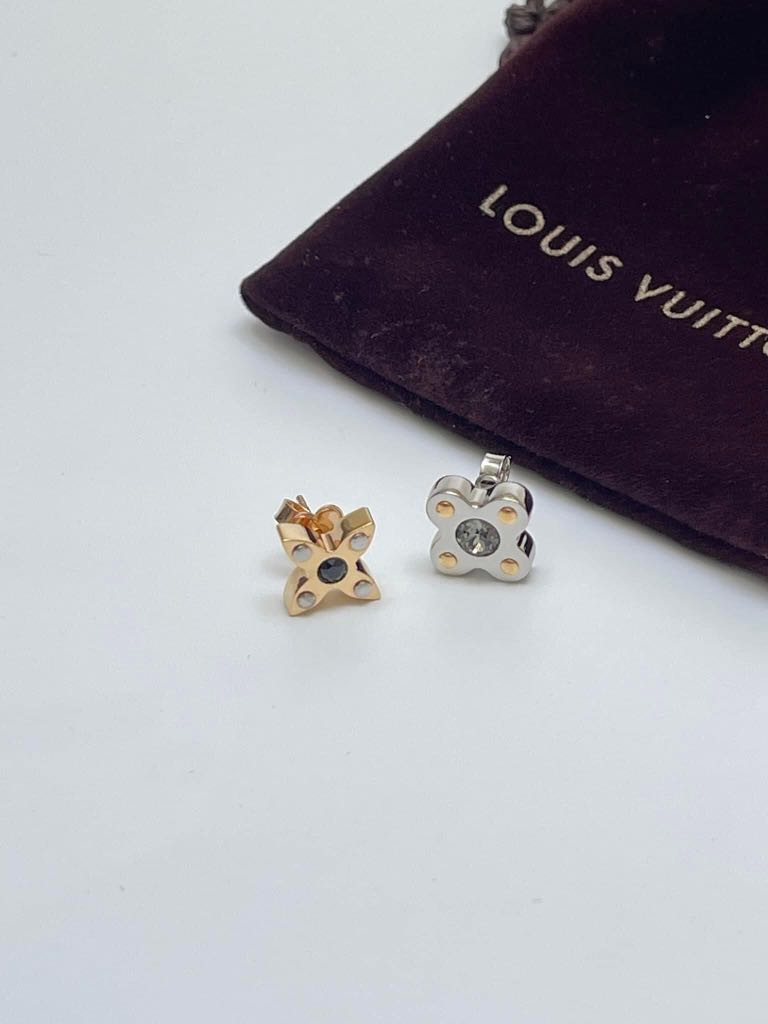 Authentic Louis Vuitton Essential V Earrings 1 x 1cm Accessory Luxury From  Japan